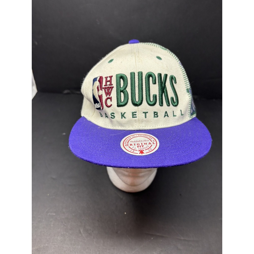 Milwaukee Bucks Mitchell & Ness NBA Snapback Hat‎ Cap 3D Logo White Purple